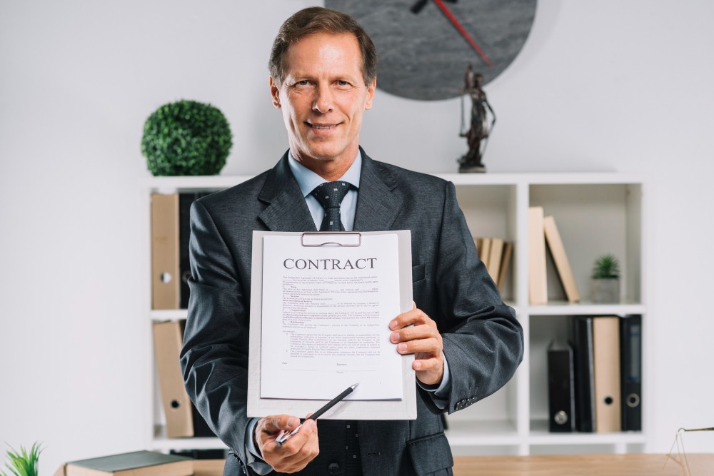 Strengthening Business Decisions Through Fractional Counsel and Contract Legal Support in San Francisco